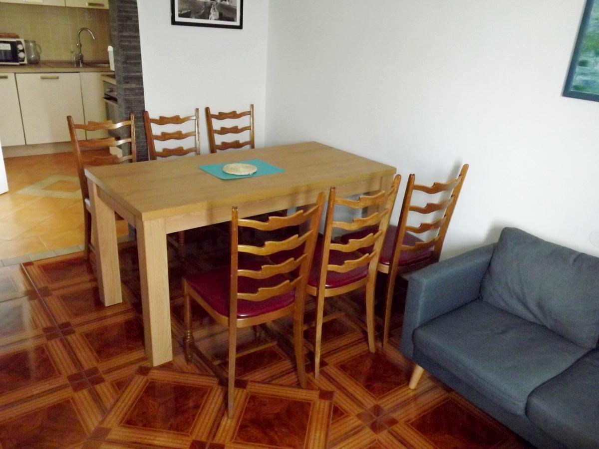 Apartments Maricic 200 Meters From The Beach Novi Vinodolski Exterior foto