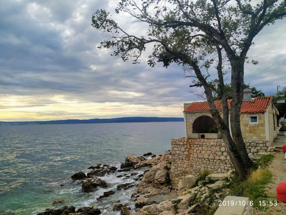 Apartments Maricic 200 Meters From The Beach Novi Vinodolski Exterior foto